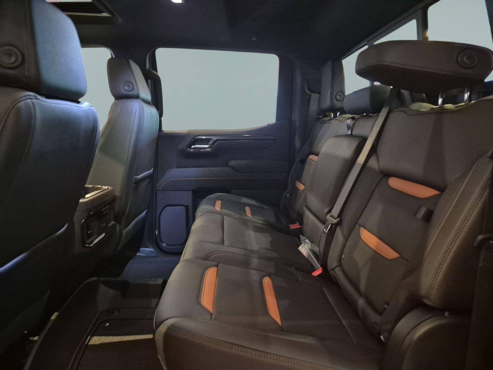 New 2026 GMC Sierra 1500 AT4 w/ AT4 Premium Package AWD/4WD image 19