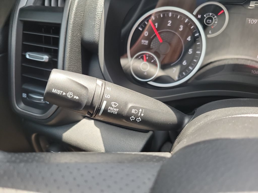 New 2026 RAM 1500 Express AWD/4WD image 16