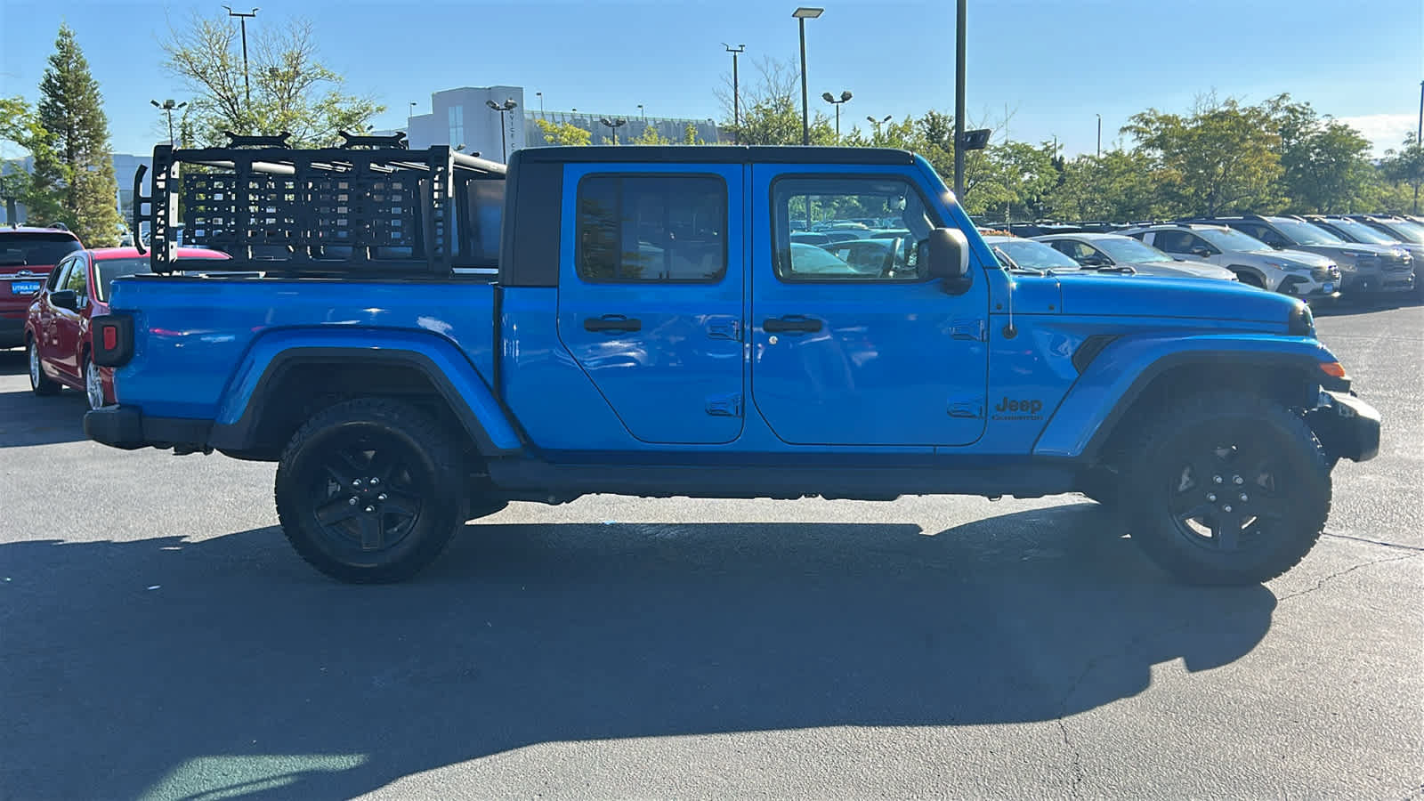 Used 2021 Jeep Gladiator Sport AWD/4WD image 4