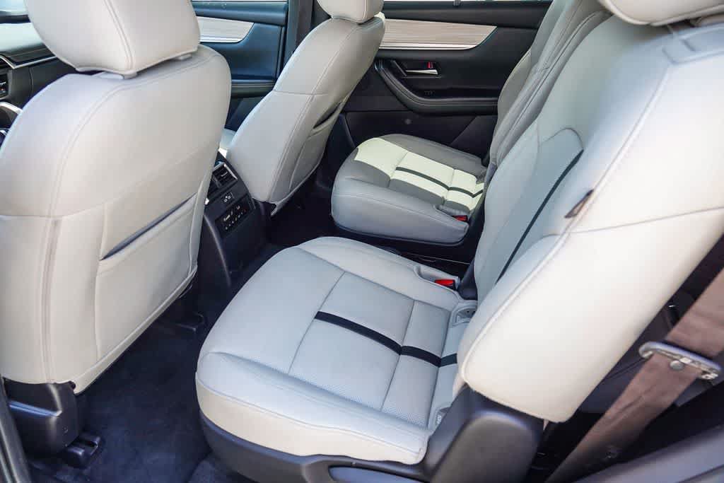 Used 2024 MAZDA CX-90 3.3 Turbo w/ Premium Package AWD/4WD image 17