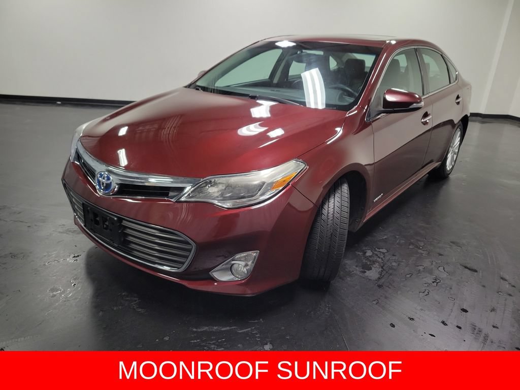Used 2013 Toyota Avalon XLE Touring FWD image 4