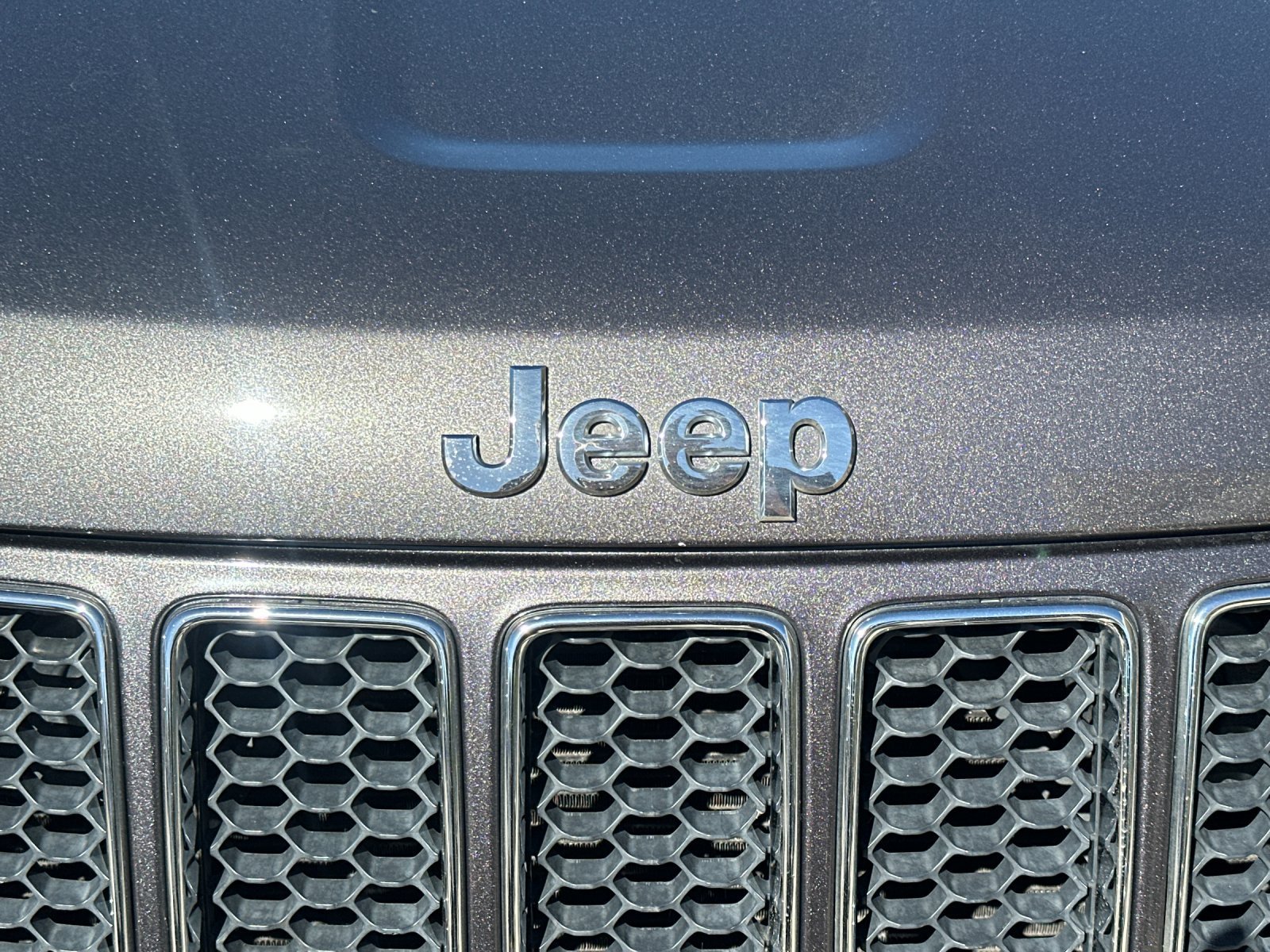Used 2015 Jeep Grand Cherokee Overland RWD image 30