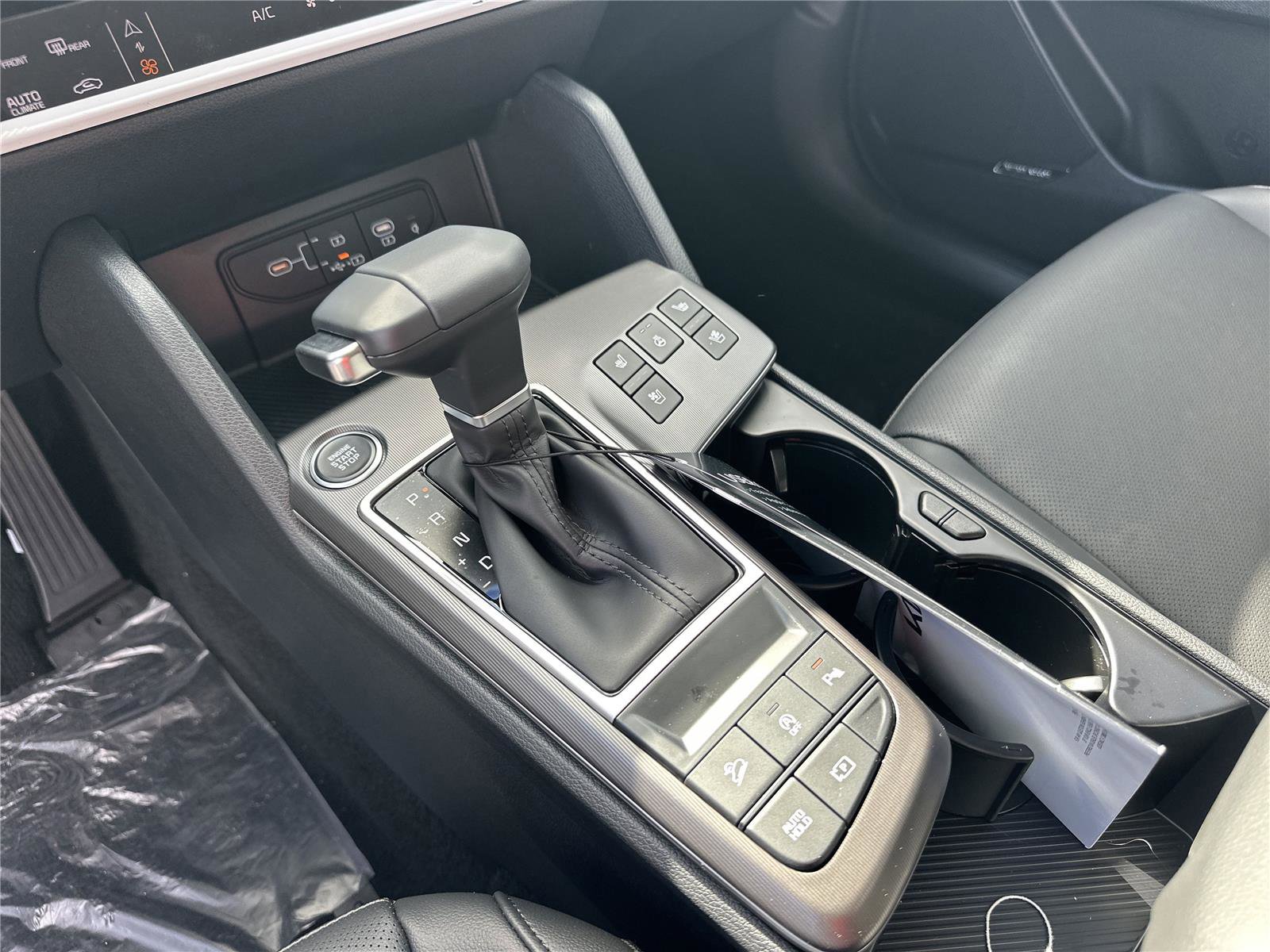 New 2026 Kia Sportage SX image 14