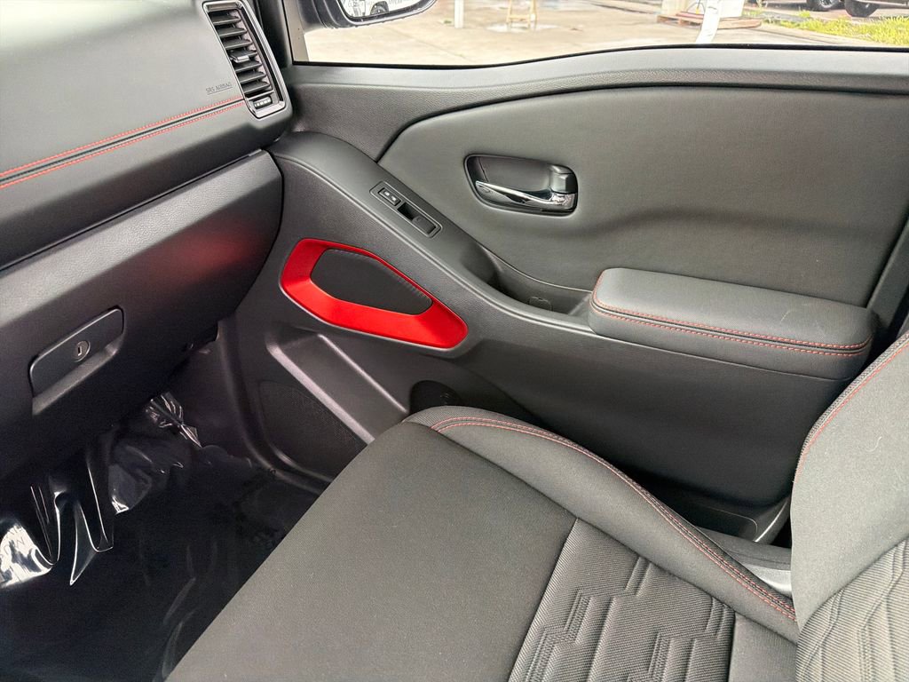 Used 2024 Nissan Frontier PRO-4X w/ Off-Road Protection Package image 28