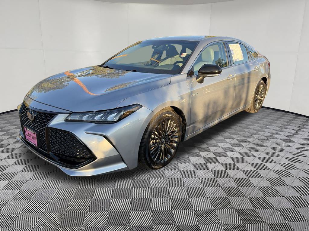 Used 2019 Toyota Avalon XSE w/ Carpet Mat Package FWD image 4