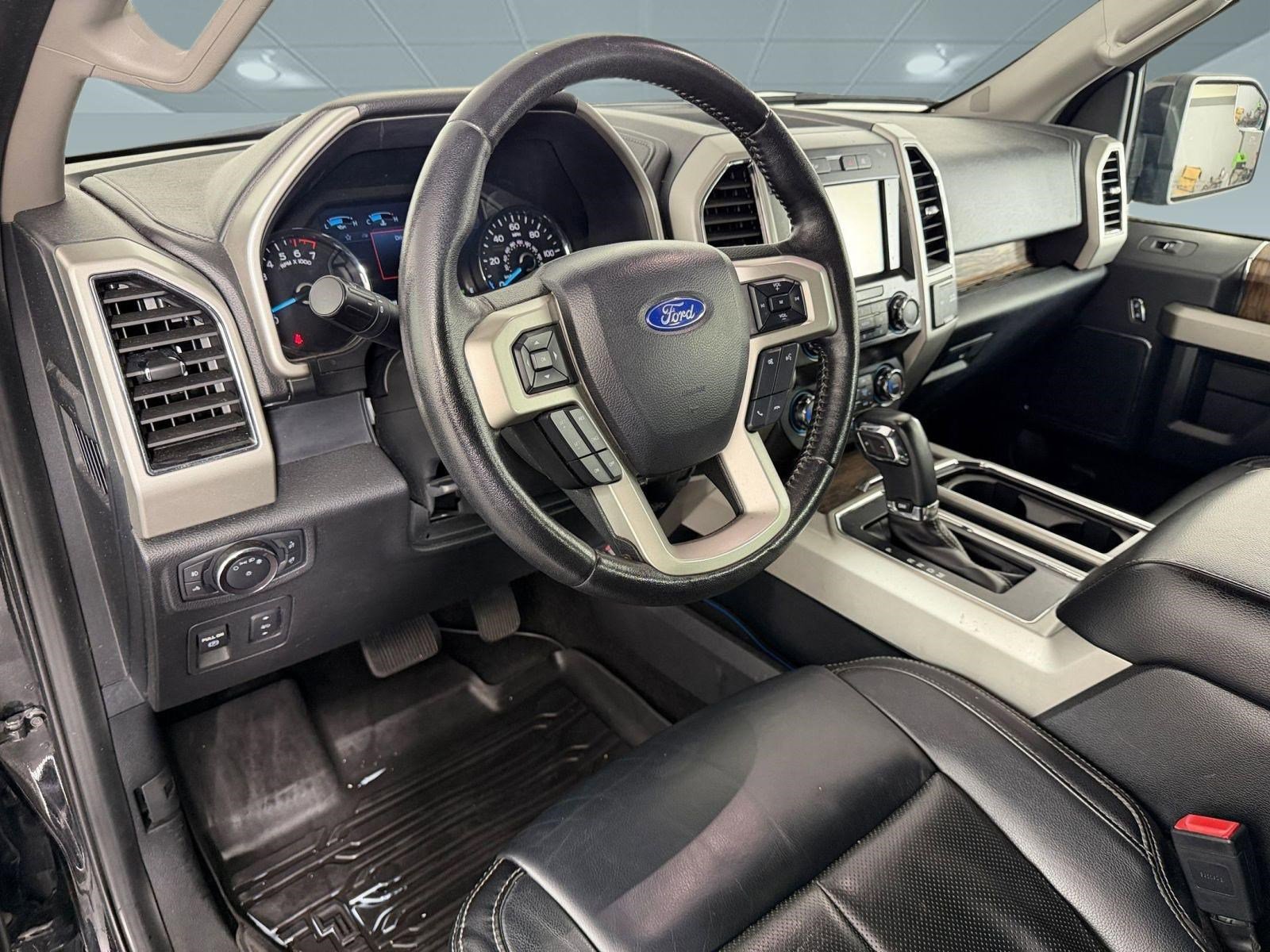Used 2019 Ford F150 Lariat AWD/4WD image 4