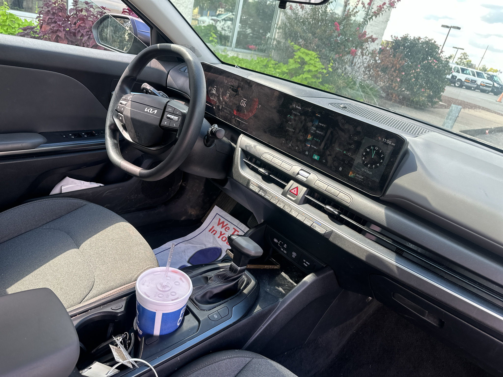 Used 2025 Kia K4 FWD image 11