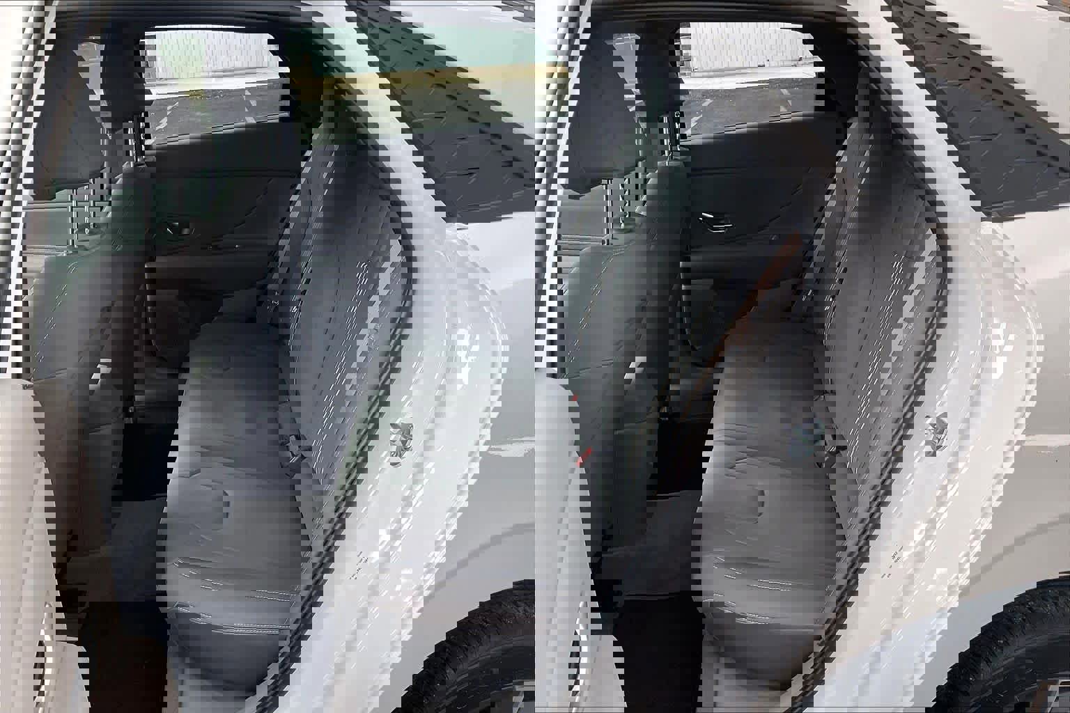 Certified 2025 Hyundai Elantra Sport image 21