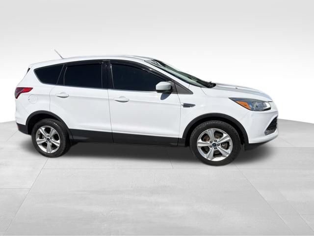 Used 2016 Ford Escape SE w/ SE Cold Weather Package AWD/4WD image 14