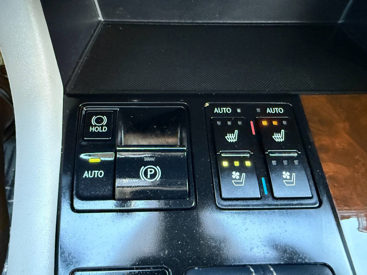 Used 2017 Lexus RX 350 Base AWD 4dr SUV w/ Premium Package image 43