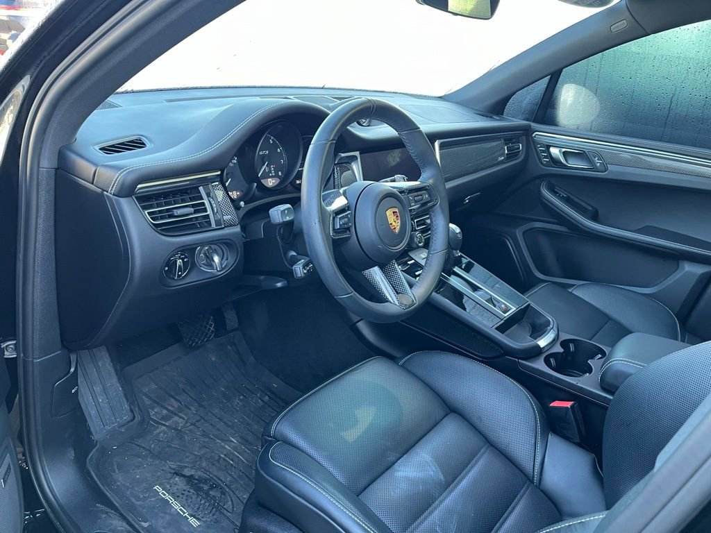 Used 2024 Porsche Macan GTS image 6