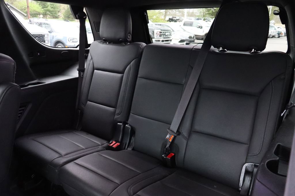 Used 2022 Chevrolet Tahoe LT w/ Luxury Package image 14