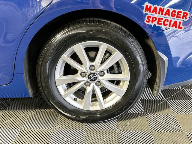 Used 2025 Toyota Camry LE FWD image 28