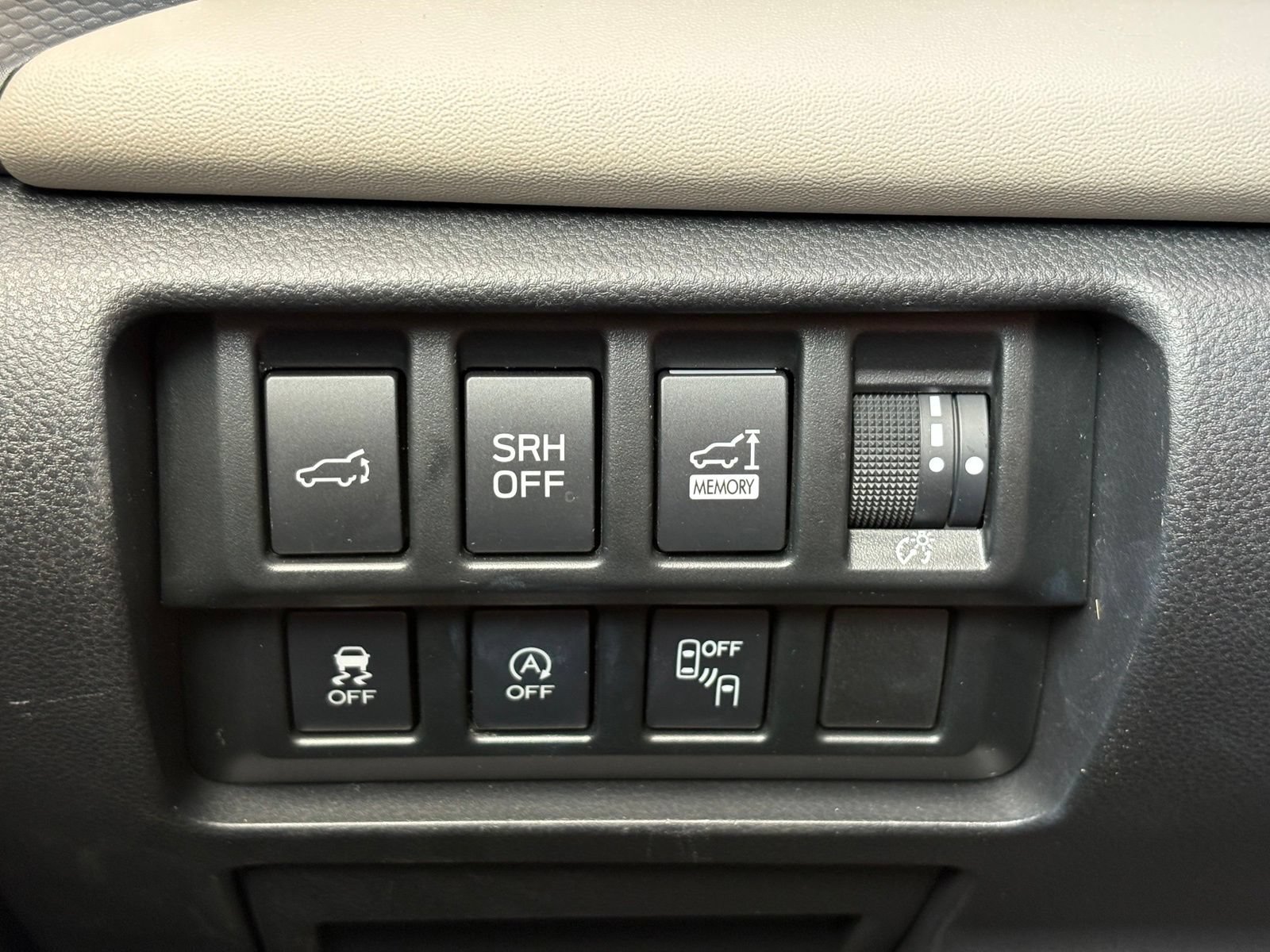 Certified 2023 Subaru Forester Limited AWD/4WD image 17