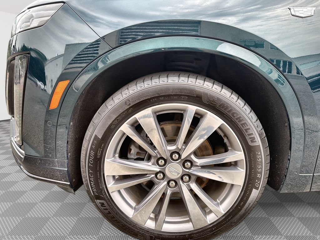 Certified 2024 Cadillac XT6 Premium Luxury w/ Technology Package AWD/4WD image 19