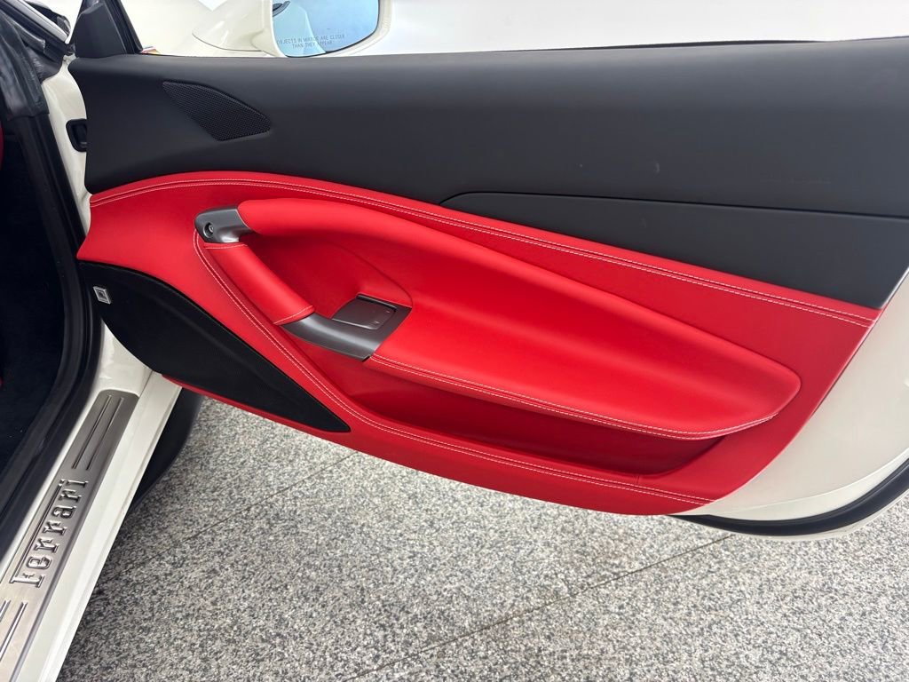 Used 2020 Ferrari F8 Tributo image 62