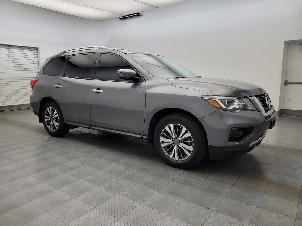 Used 2018 Nissan Pathfinder SV w/ Cargo Package image 11