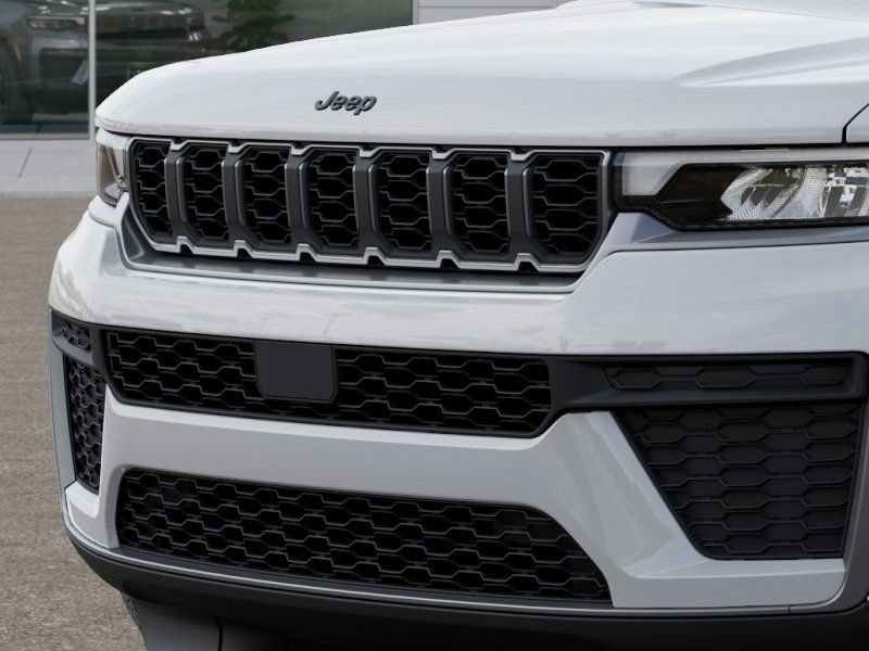 New 2026 Jeep Grand Cherokee Altitude RWD image 11