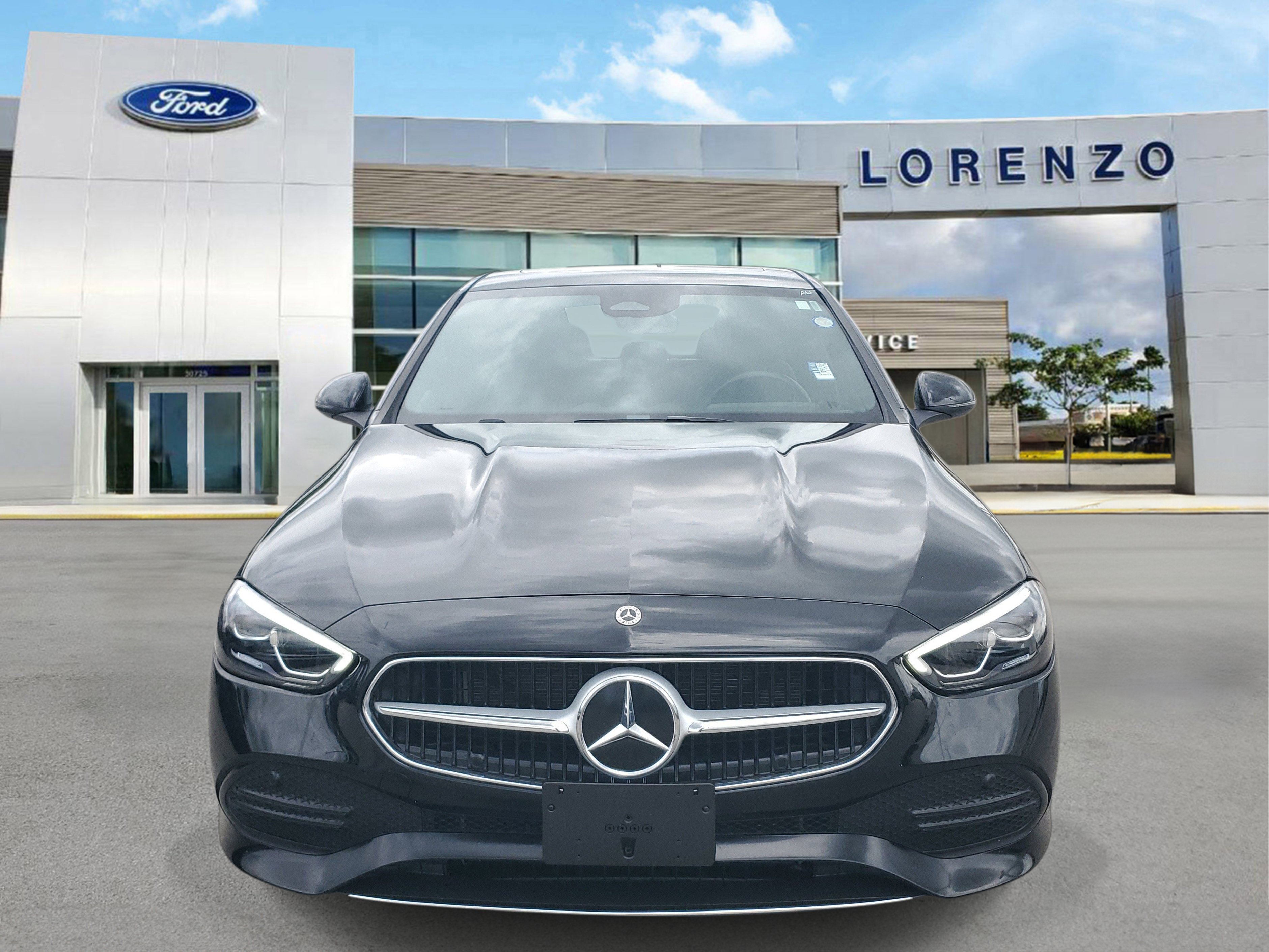 Used 2025 Mercedes-Benz C 300 Sedan image 2