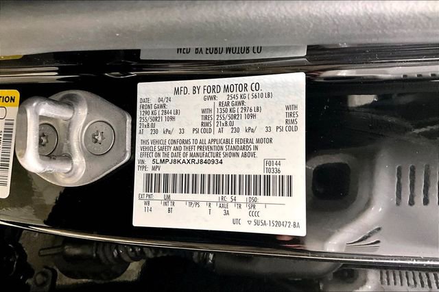 Used 2024 Lincoln Nautilus Reserve image 31