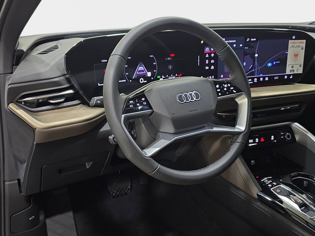 Used 2025 Audi Q5 Premium Plus w/ Premium Plus AWD/4WD image 16