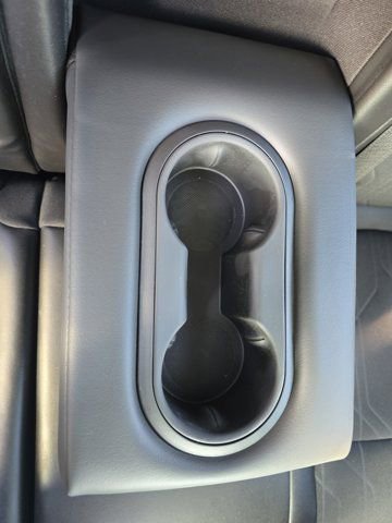 Used 2021 Chevrolet Trax LT w/ LT Convenience Package image 17