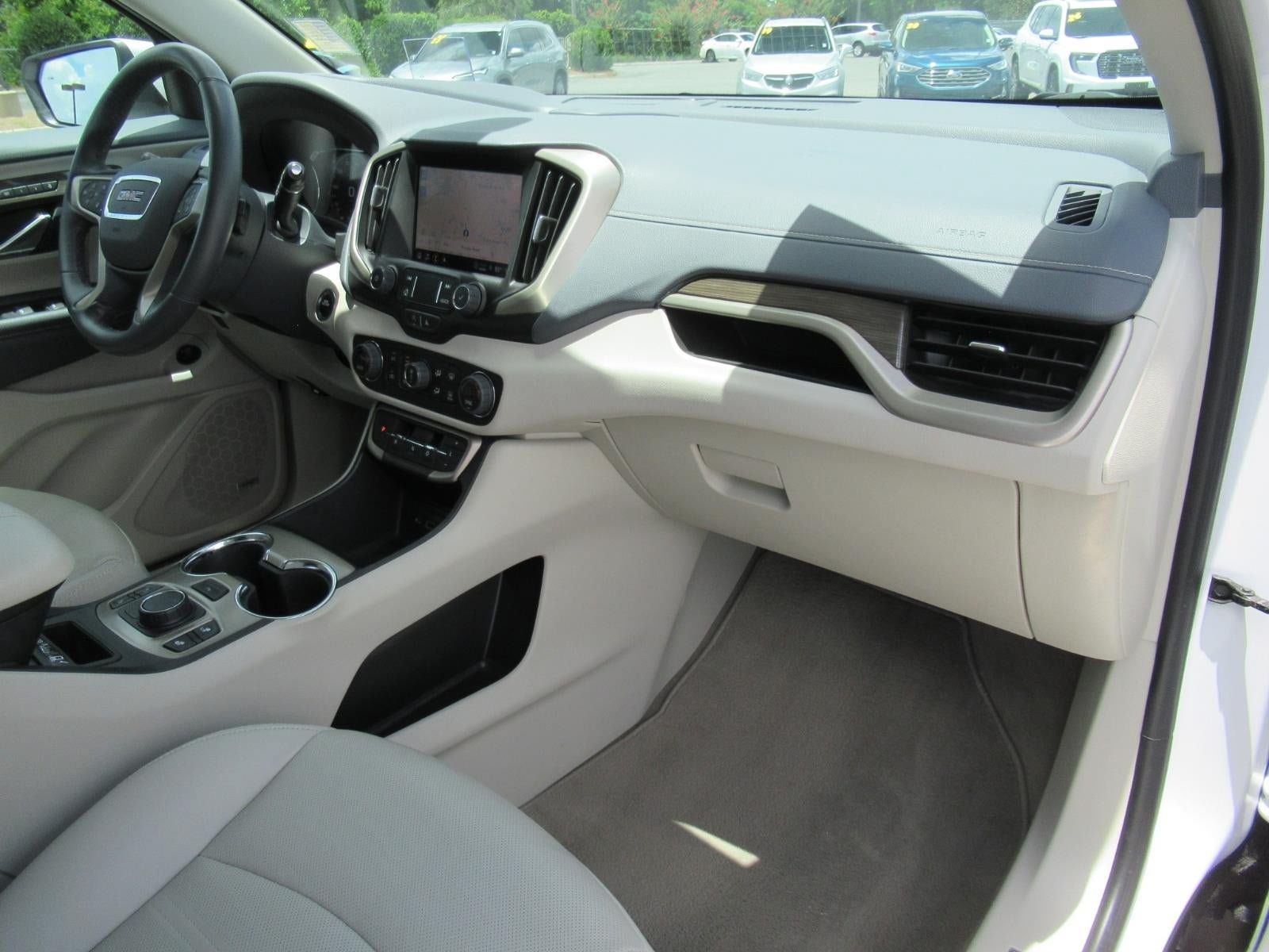 Used 2023 GMC Terrain Denali AWD/4WD image 11