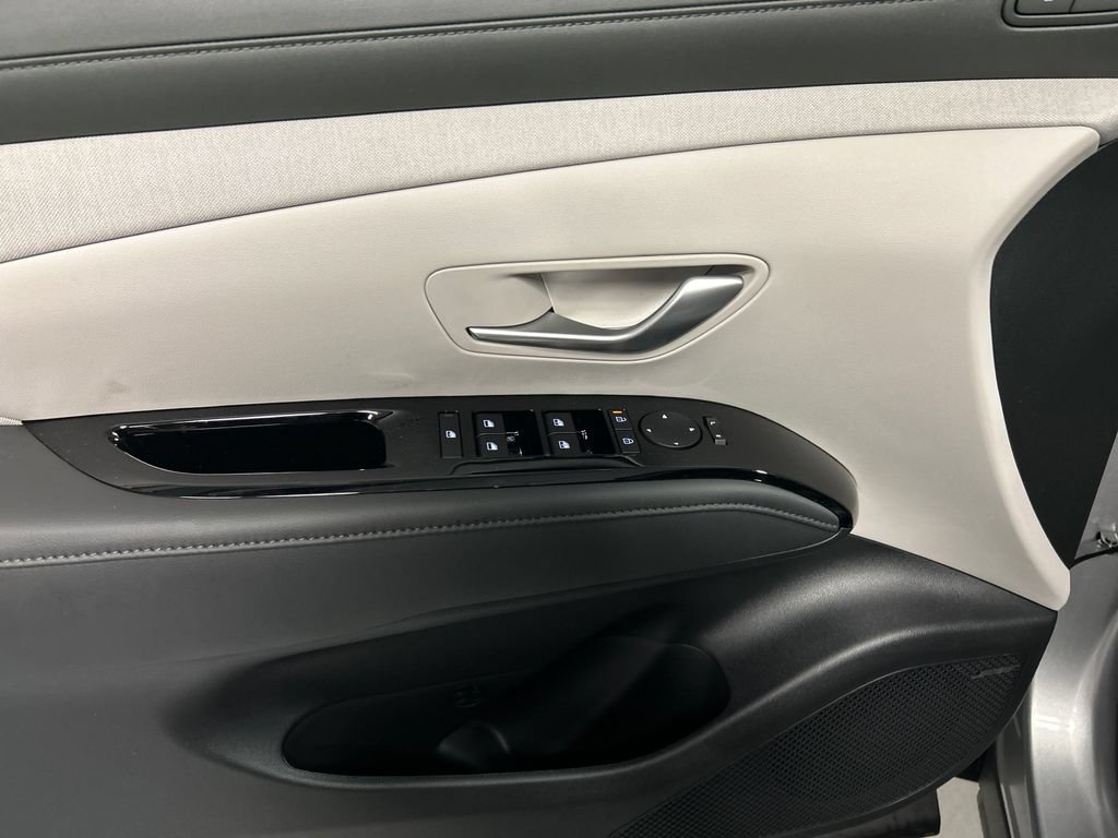 New 2026 Hyundai Tucson Limited AWD/4WD image 12