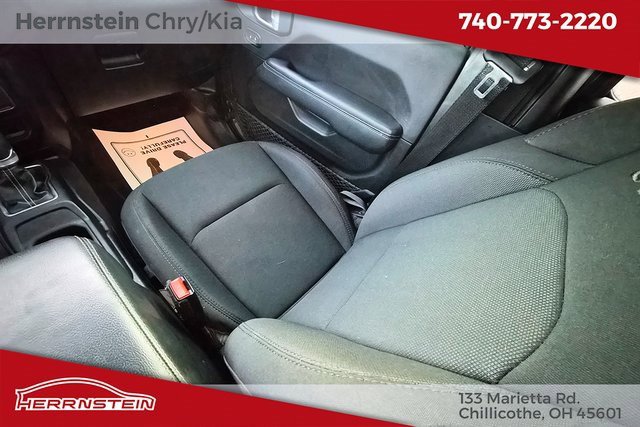 Used 2021 Jeep Gladiator Overland image 15