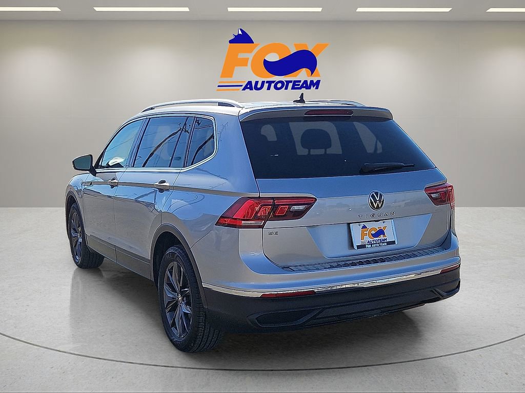 Used 2023 Volkswagen Tiguan SE FWD image 3
