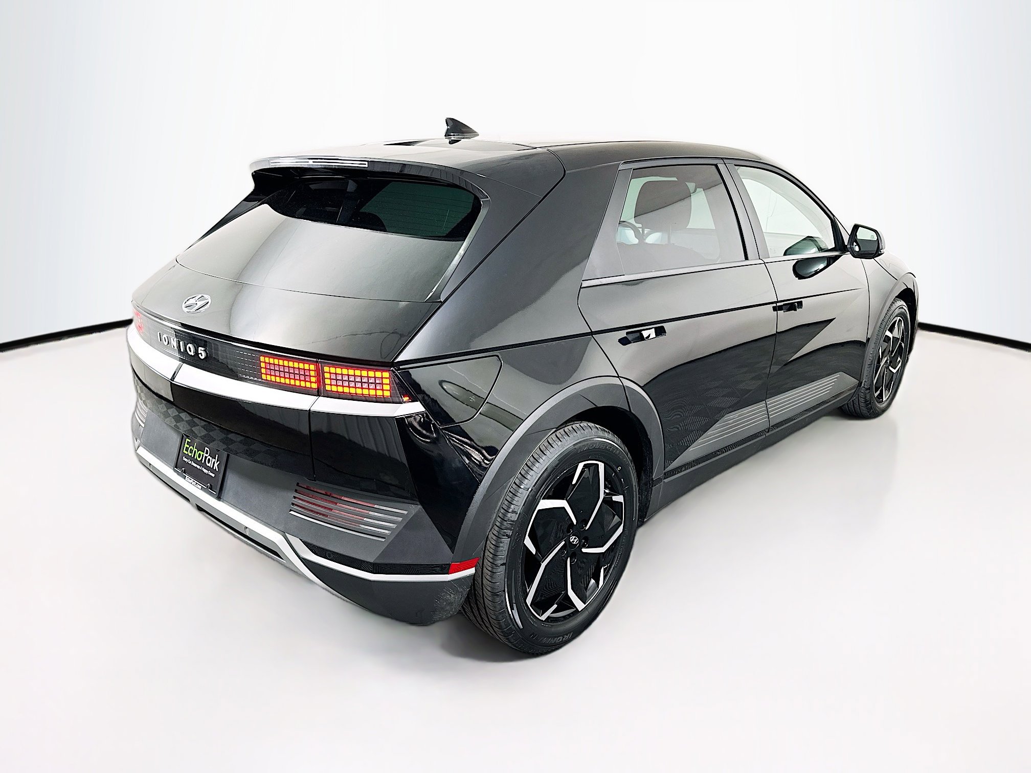 Used 2024 Hyundai Ioniq 5 SEL image 9