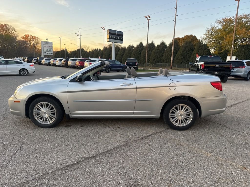 Used 2008 Chrysler Sebring LX image 20