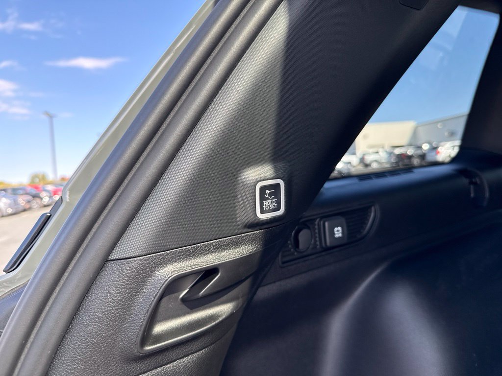 New 2027 Jeep Grand Cherokee Limited AWD/4WD image 21