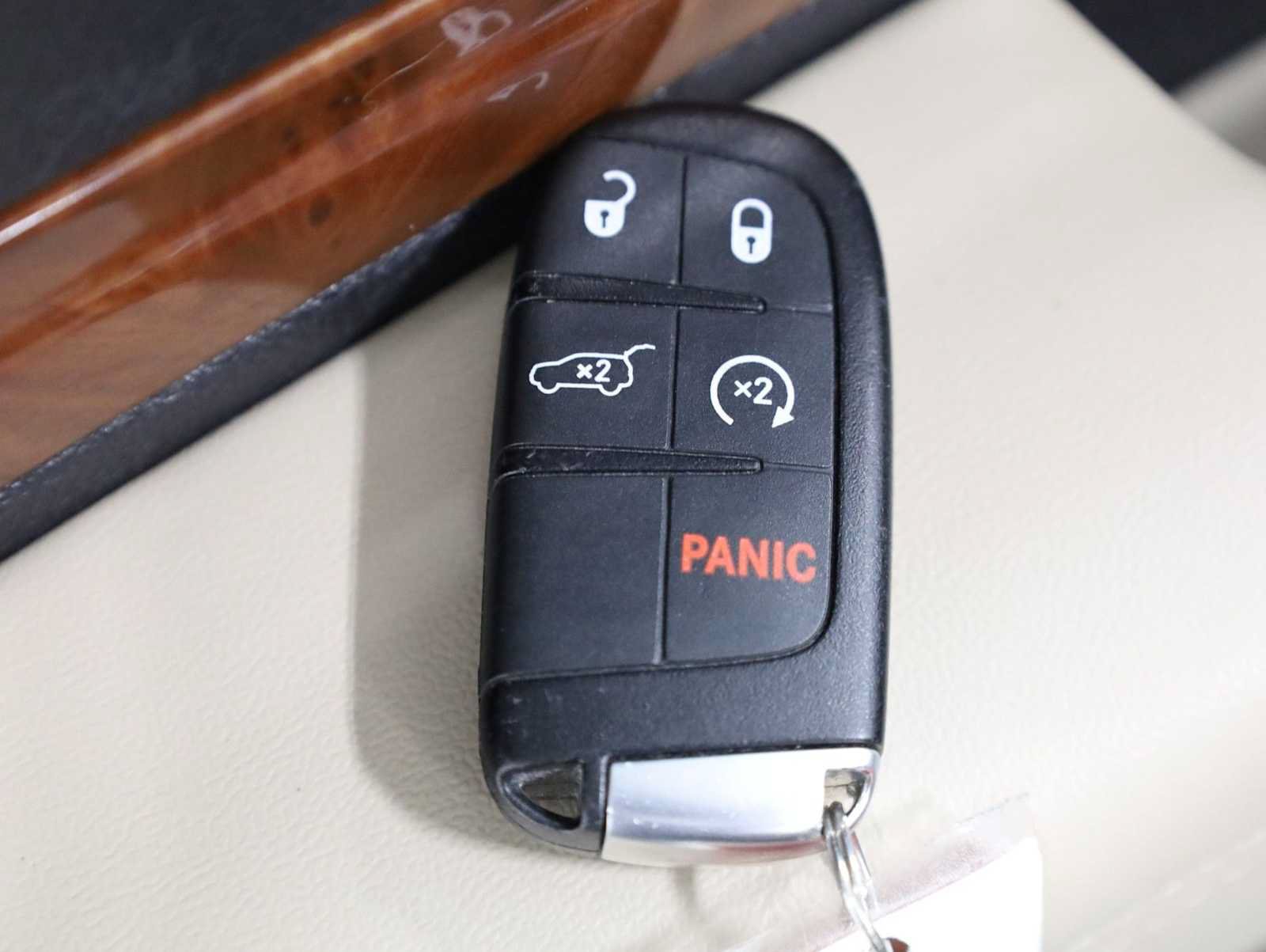 Used 2014 Dodge Durango Limited AWD/4WD image 40