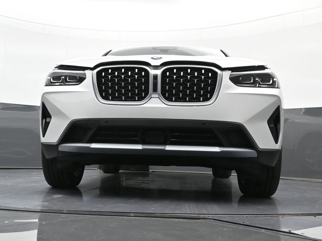 New 2025 BMW X4 xDrive30i w/ Premium Package image 28