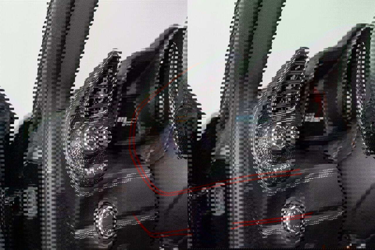 Used 2018 Ferrari 488 Spider image 63