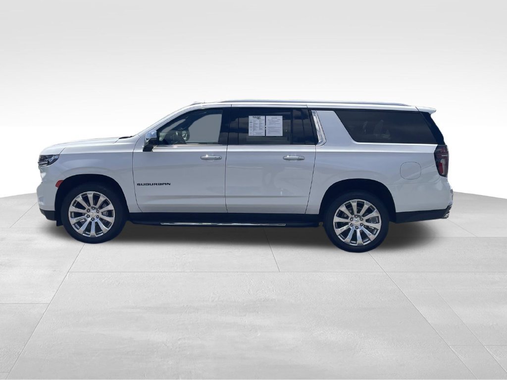 Used 2023 Chevrolet Suburban Premier AWD/4WD image 7