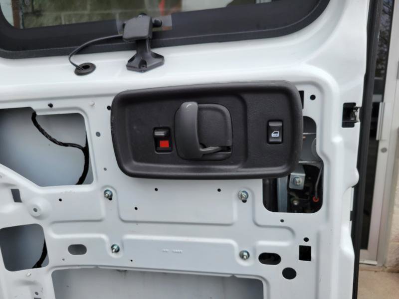 Used 2012 Chevrolet Express 2500 w/ Power Package image 8