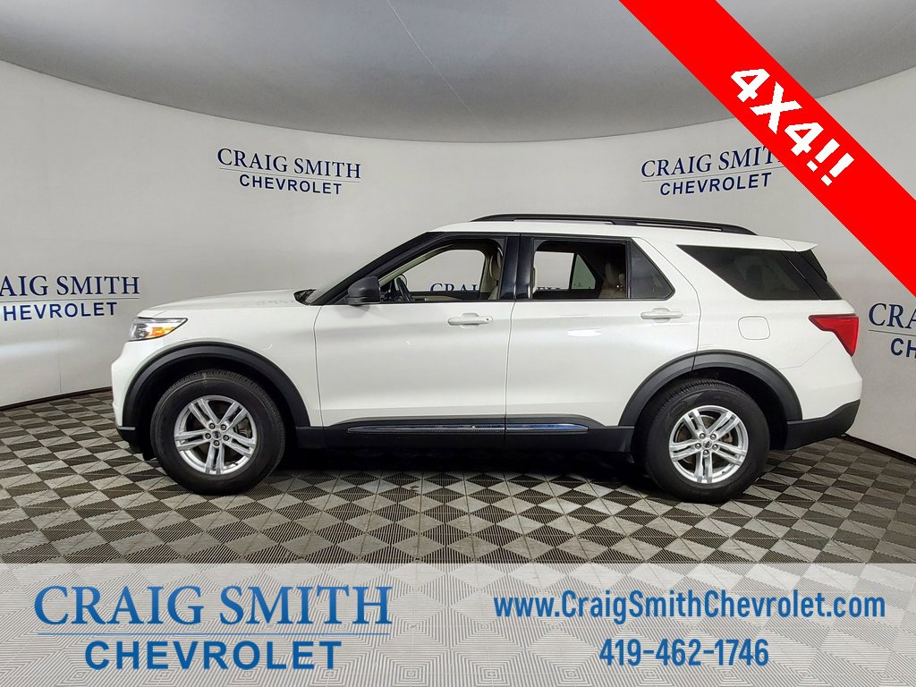 Used 2022 Ford Explorer XLT w/ Equipment Group 202A image 2