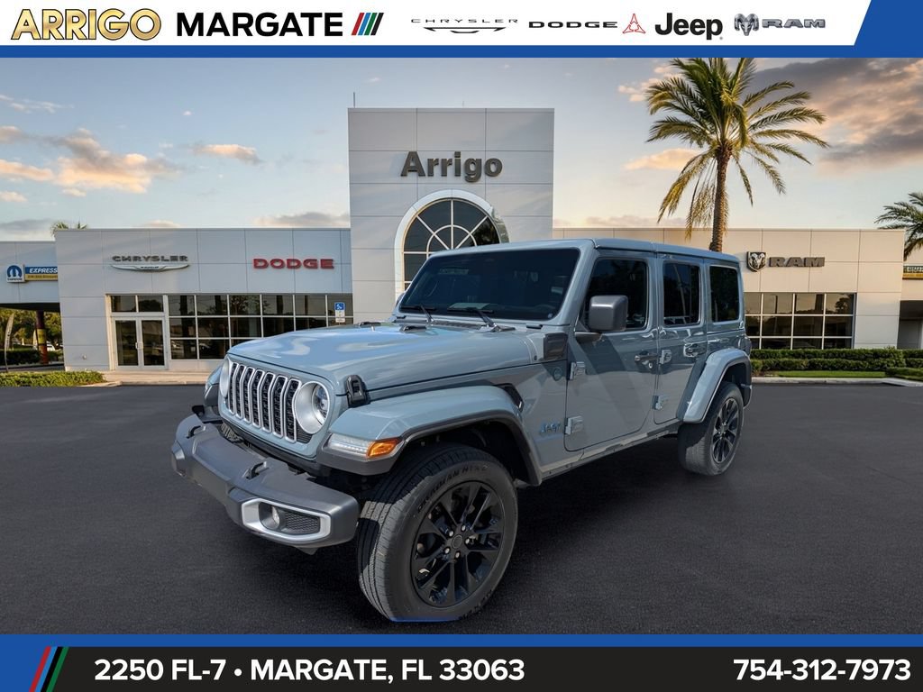 Used 2025 Jeep Wrangler Unlimited Sahara w/ Safety Group AWD/4WD image 9