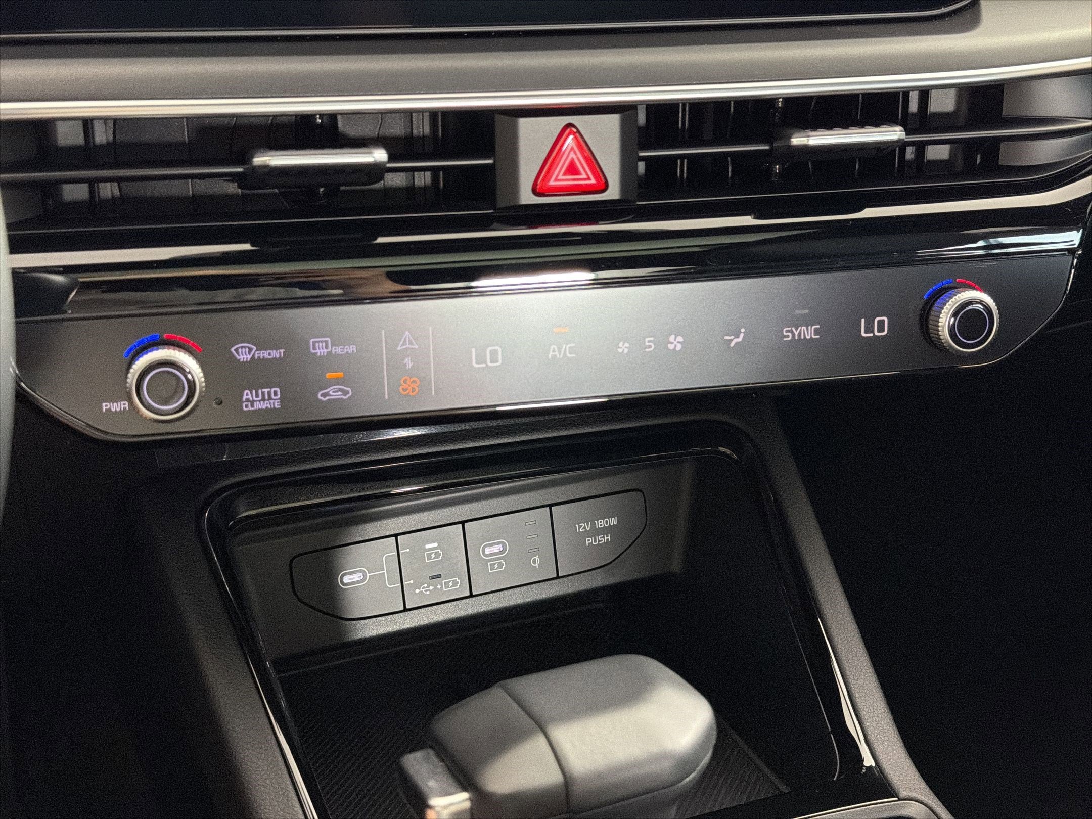 Used 2025 Kia K5 GT FWD image 19