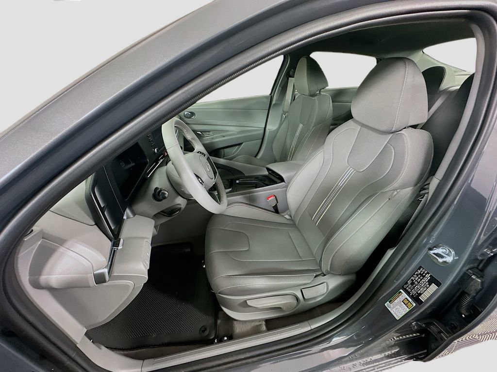 New 2026 Hyundai Elantra Sport image 15