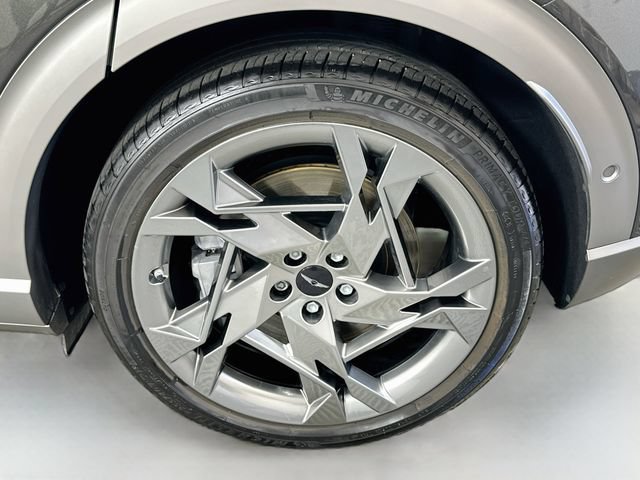 Used 2023 Genesis GV60 Performance AWD/4WD image 32