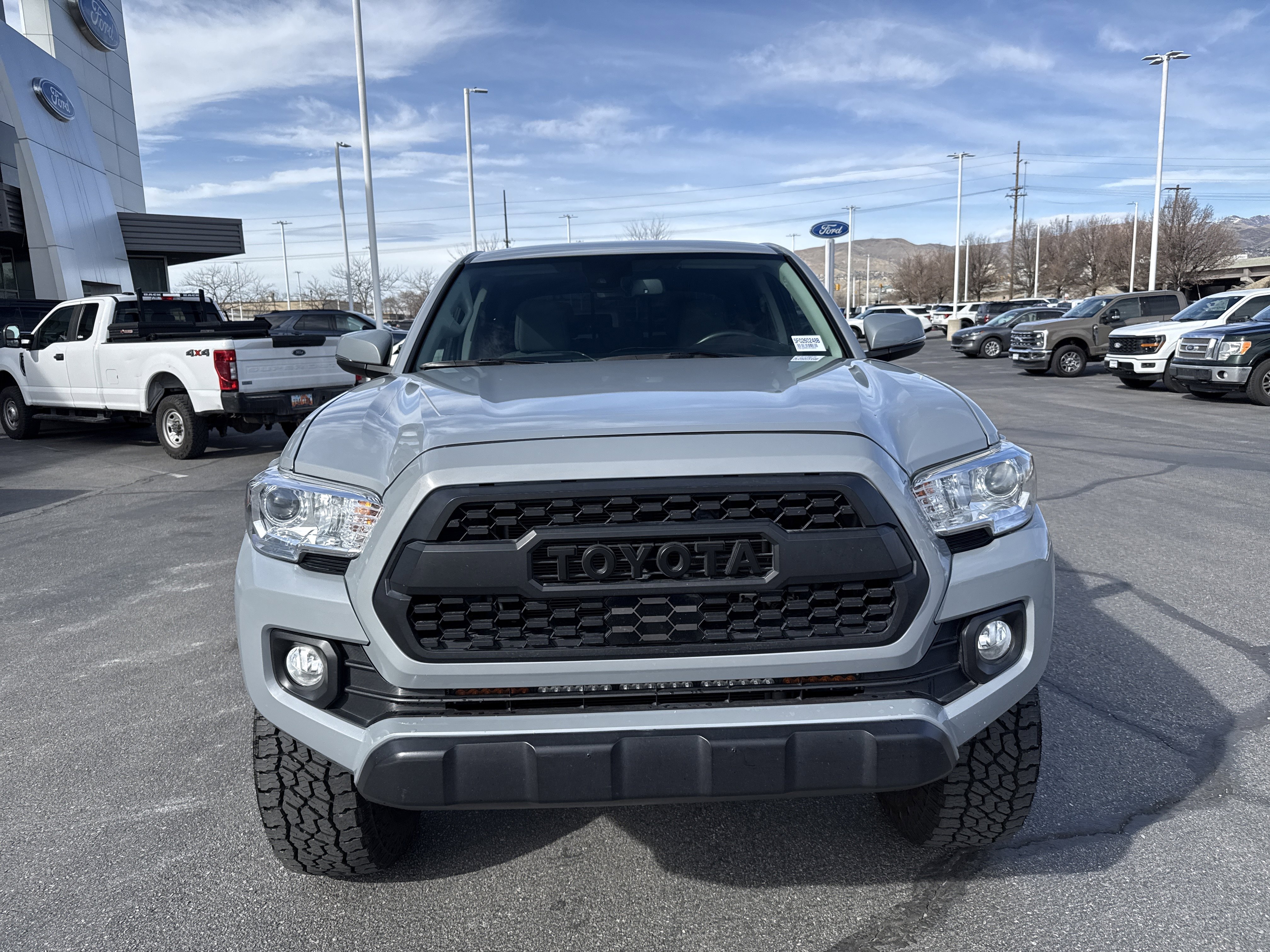 Used 2020 Toyota Tacoma SR5 image 8