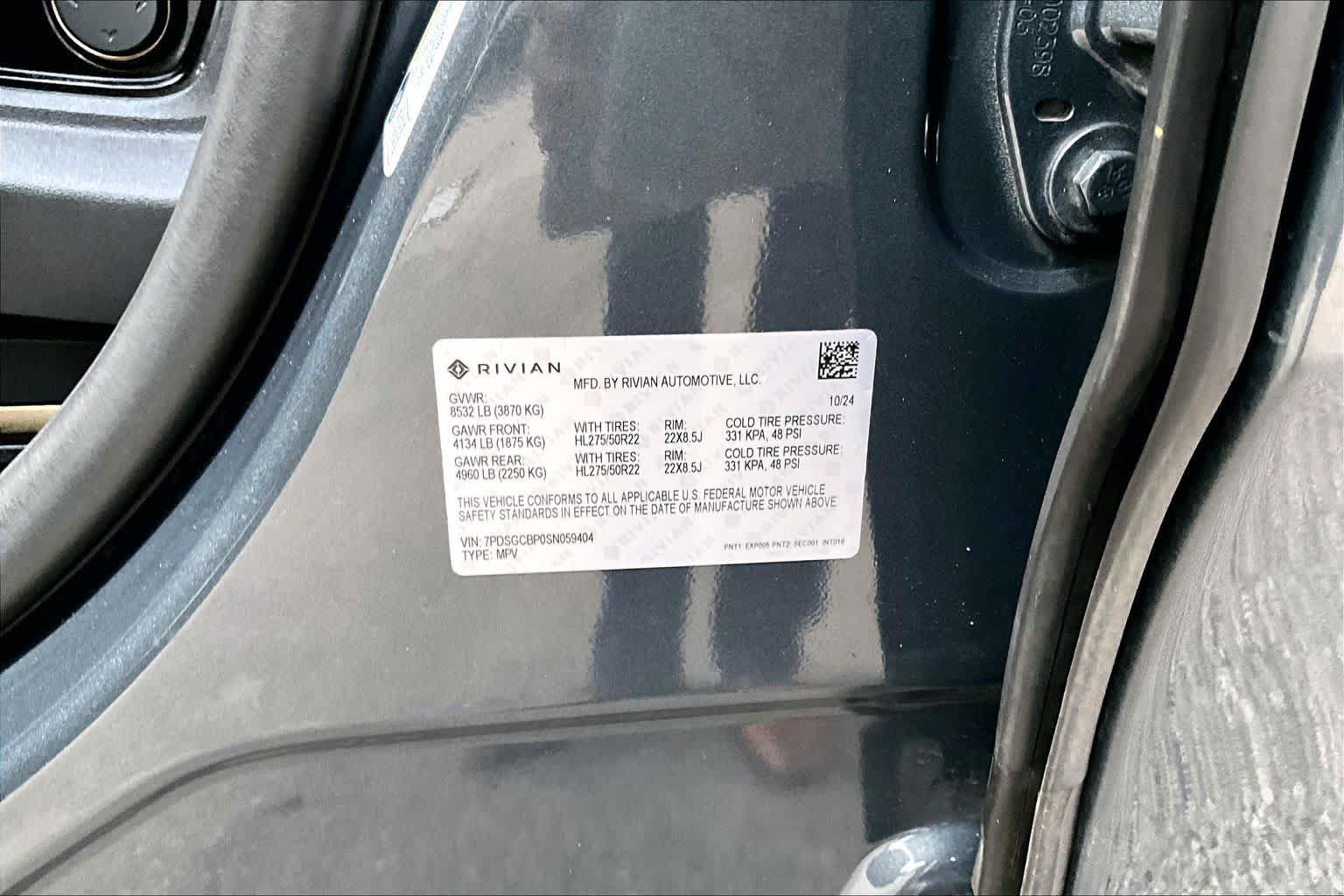 Used 2025 Rivian R1S Premium Dual AWD/4WD image 34