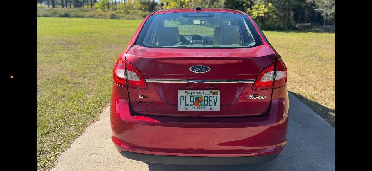 Used 2012 Ford Fiesta SEL image 8