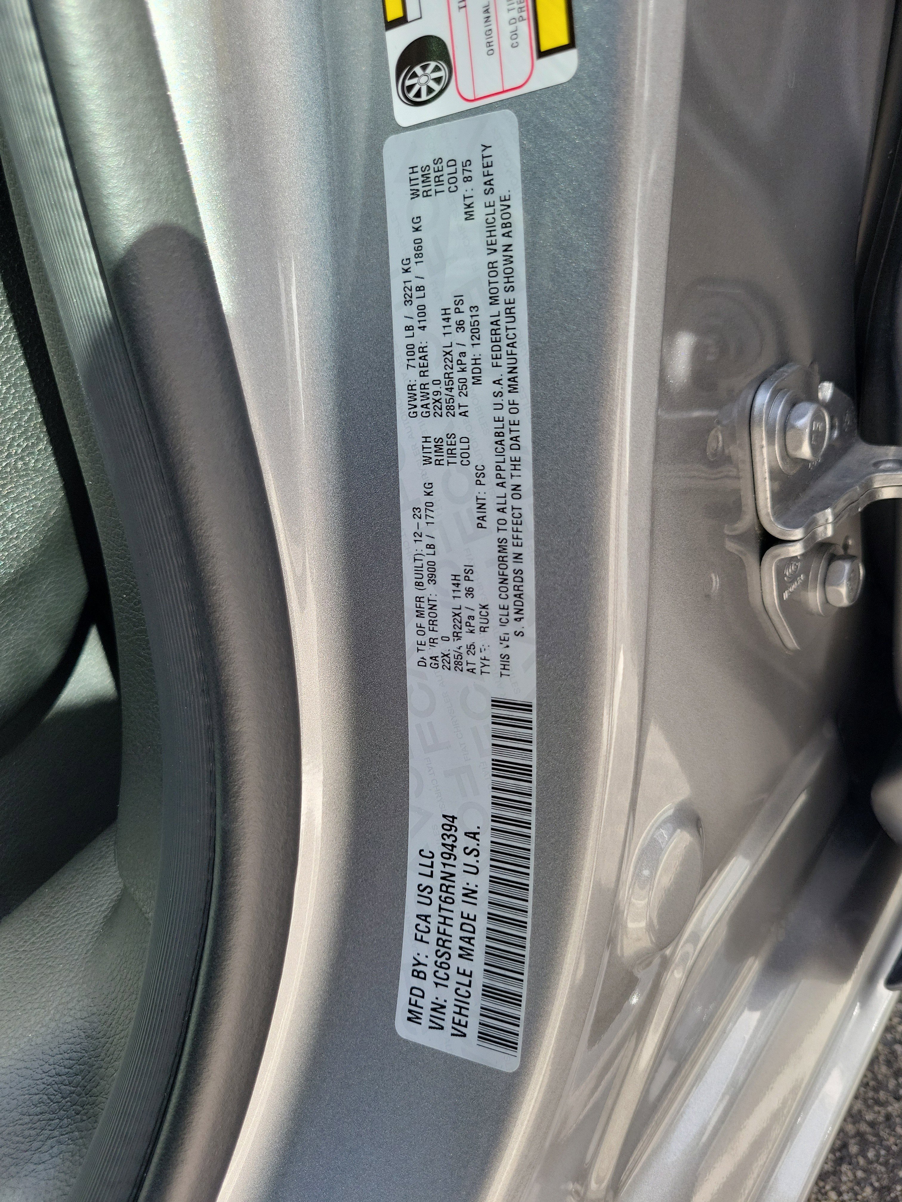 Used 2024 RAM 1500 Limited AWD/4WD image 32