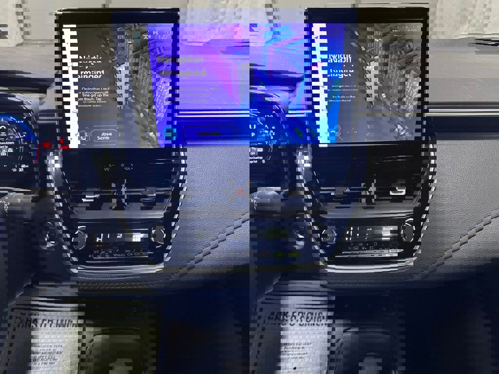 Used 2025 Toyota Corolla XSE image 25