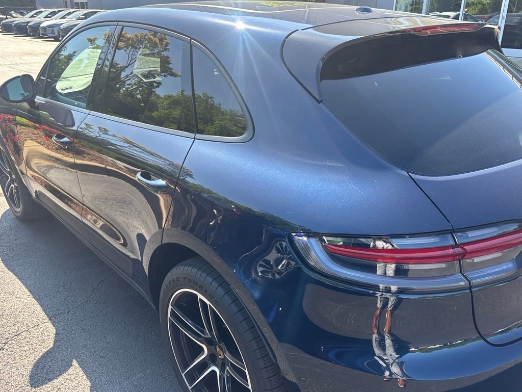 Used 2020 Porsche Macan AWD/4WD image 12