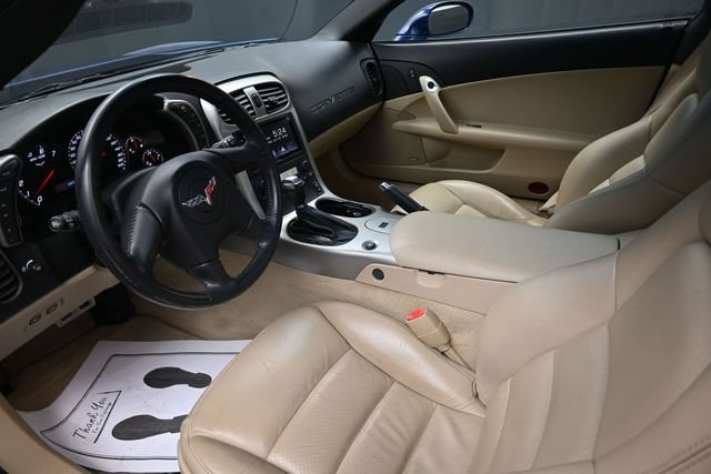 Used 2005 Chevrolet Corvette Coupe w/ Preferred Equipment Group RWD image 18